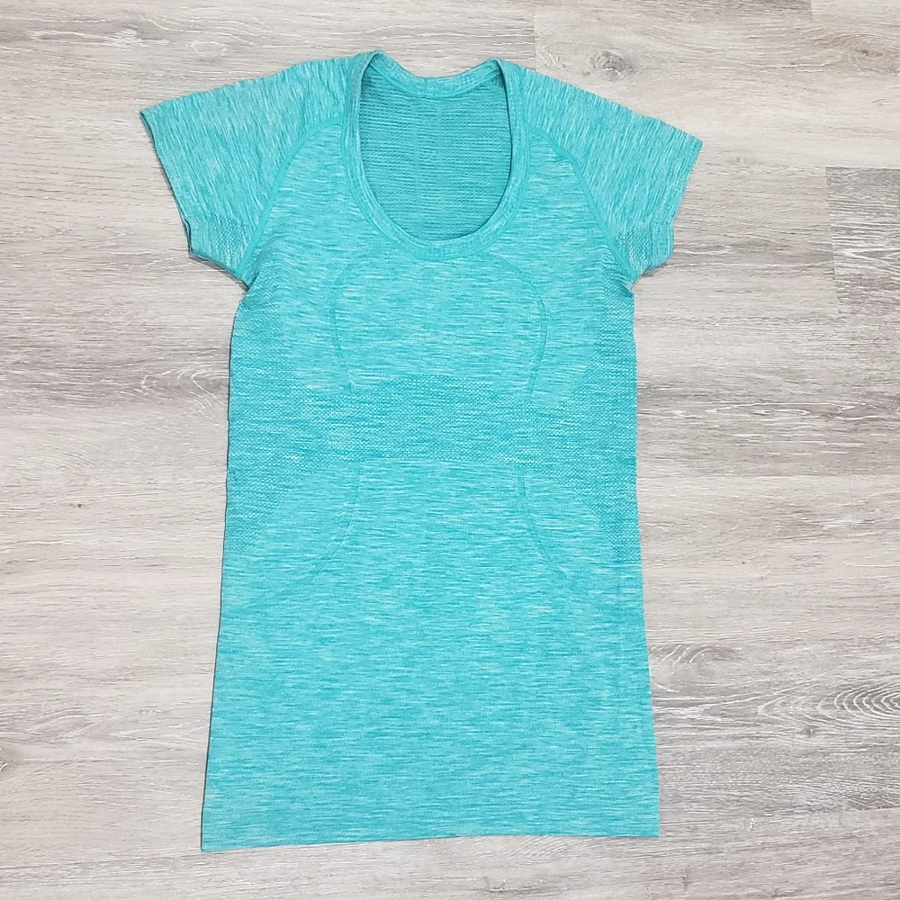 lululemon athletica Women's Turquoise Heather Short Sleeve Tee